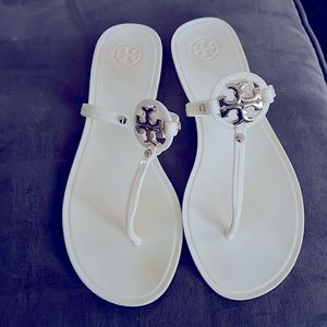 Tori Burch mini miller.